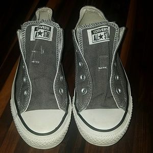 EUC Heather gray converse